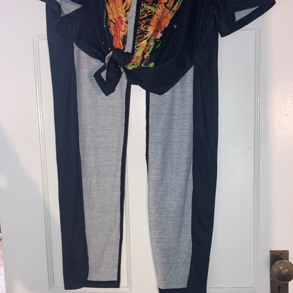 Brand new shirt from shein never worn! Size med - Picture 5 of 7